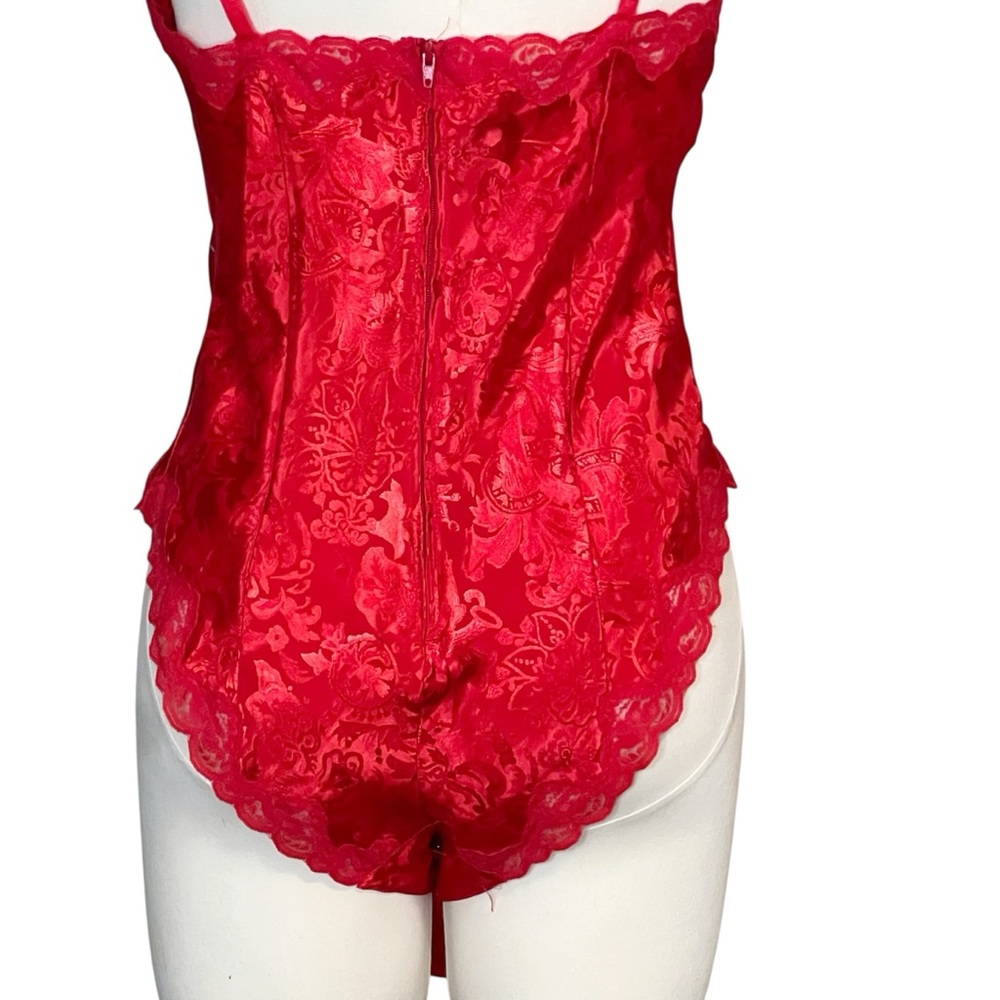 Vintage Victoria’s Secret Gold Label red floral damask satin & lace robe and ted - Picture 11 of 16